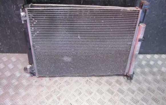 Dacia Sandero Coolant radiator CA2063M157442