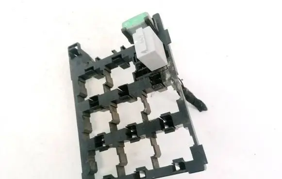 Volkswagen Touran I Fuse box set 1T1937503A