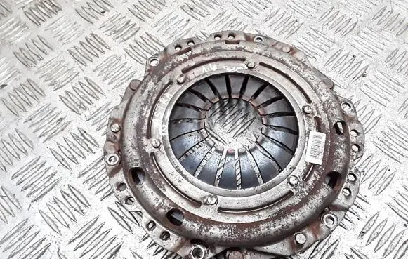 Opel Astra H Pressure plate 55562026