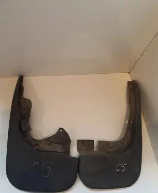 Audi A6 S6 C4 4A Front mudguard 4B0821808 4B0075101
