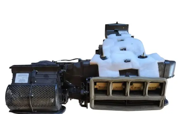 Jeep Grand Cherokee Interior heater climate box assembly P68245823AE 68245823AE
