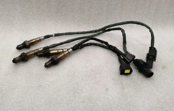Mercedes-Benz C W204 Lambda probe sensor 0045420718 0258017016