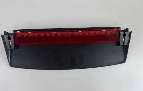 Audi A4 S4 B8 8K Third/center stoplight 8K5945097