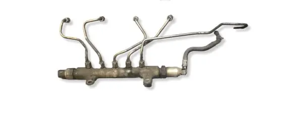 Toyota Avensis T250 Fuel main line pipe 