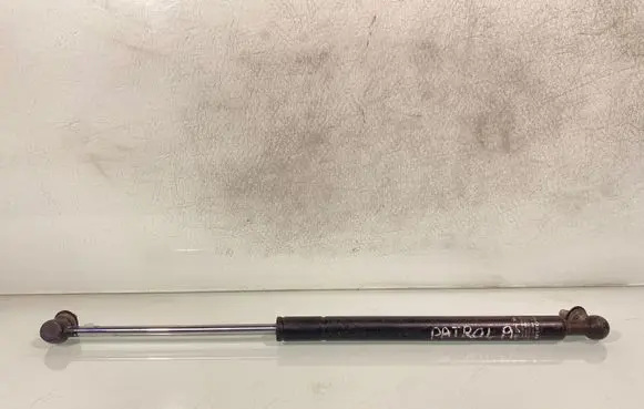 Nissan Patrol Y61 Tailgate/trunk strut/damper 
