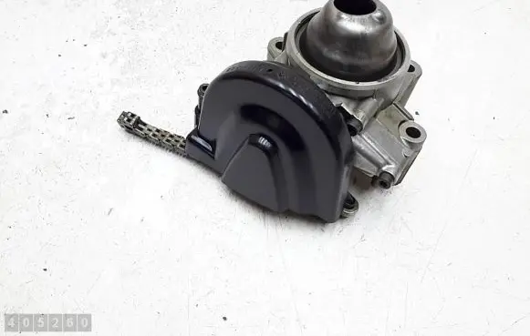 Skoda Fabia Mk2 (5J) Oil pump 03d115105g