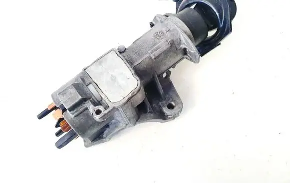 Seat Ibiza III (6L) Ignition lock 4b0905851c