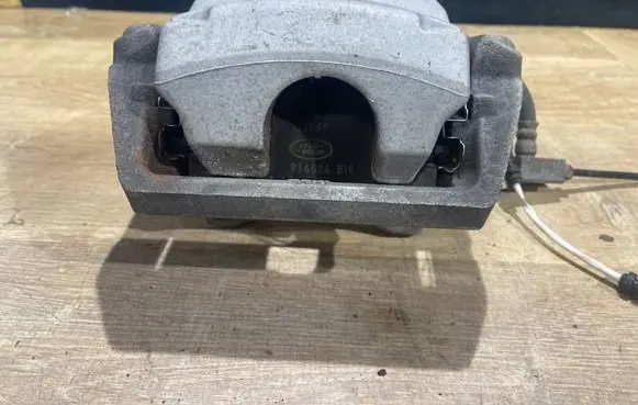 Land Rover Range Rover Sport L494 Rear brake caliper 