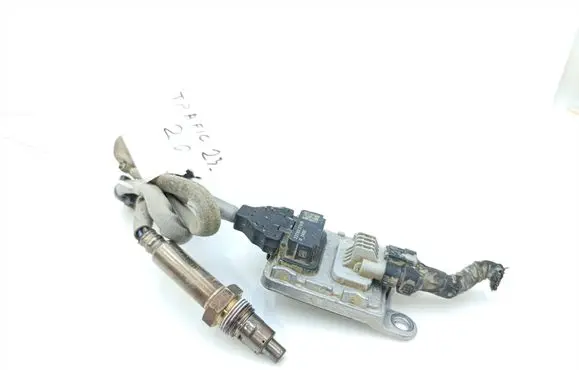 Renault Trafic III (X82) Lambda probe sensor 227903791R A3C0684740000 SNS1045D