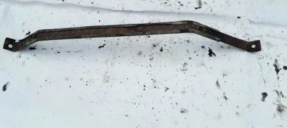 Fuel tank mounting bracket