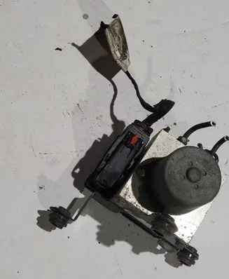 Volkswagen Sharan ABS Pump 7N0614109H