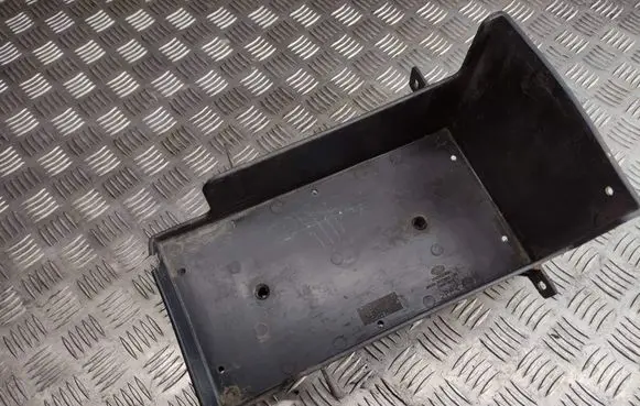 Battery tray