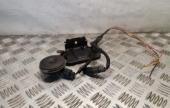 Honda FR-V Horn signal E13000514