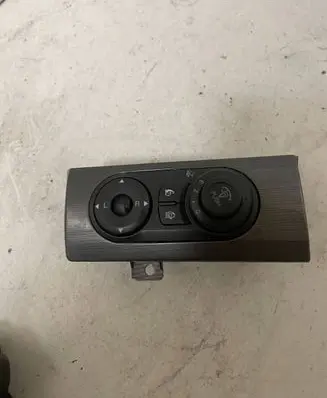 Chevrolet Captiva Light switch