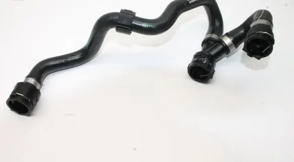 BMW i4 Engine coolant pipe/hose 8477901