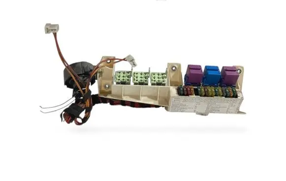 BMW X5 E53 Fuse module 6937674 8383720 61138383720