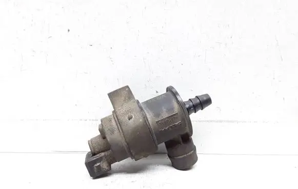 Volvo V70 Vacuum valve 8653908