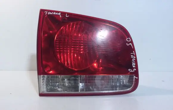 Volkswagen Touareg I Tailgate rear/tail lights 28269003