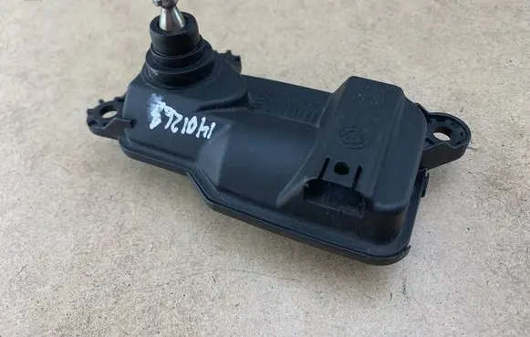 BMW 1 E81 E87 Intake manifold valve actuator/motor 11617546982 7546982