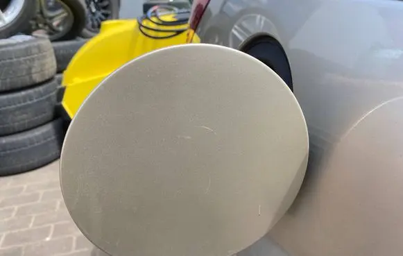 Renault Megane II Fuel tank cap