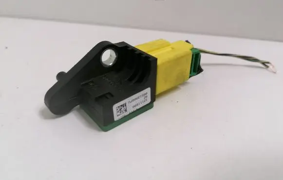 Volkswagen PASSAT B7 Airbag deployment crash/impact sensor 5N0959351B