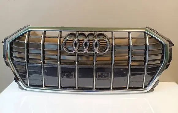 Audi Q3 F3 Front bumper upper radiator grill 83A853651E