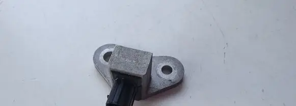 Nissan Qashqai+2 Airbag deployment crash/impact sensor