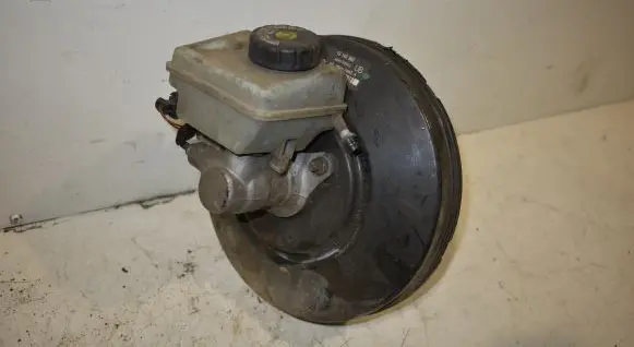 Opel Zafira B Brake booster 13142362