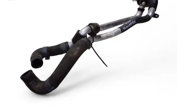 Volkswagen Touareg II Engine coolant pipe/hose 7P0819307B 7L0819329A 7P0819857E