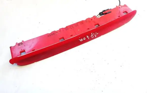 Volkswagen PASSAT B6 Third/center stoplight 1k6945097b