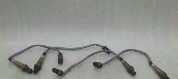 Mercedes-Benz S W221 Lambda probe sensor A0025400117