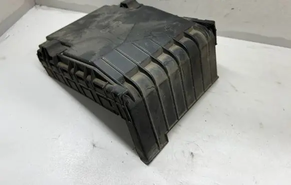 Volkswagen PASSAT B6 Fuse box cover 1K0937132F 017180061
