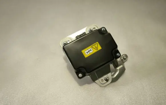 Mercedes-Benz S W222 Voltage converter inverter A1669820020