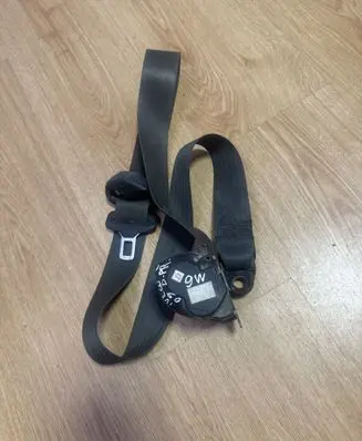 Iveco Daily 35 - 40.10 Front seatbelt 43594