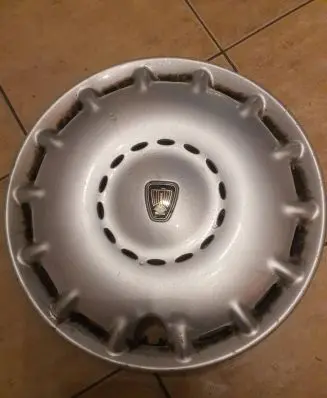 Rover 214 - 216 - 220 R14 wheel hub/cap/trim PA6GF20M10 DTB10105 DTB10106