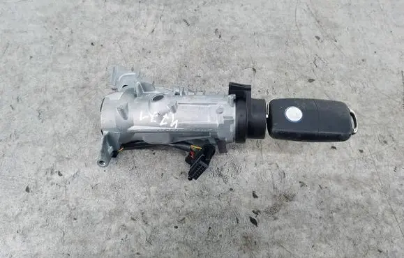 Volkswagen Golf V Ignition lock 1K0905851B