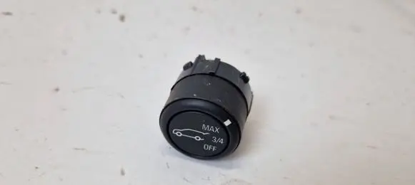 Saab 9-4X Tailgate/boot open switch button 25777729