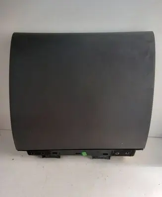Volkswagen Phaeton Glove box