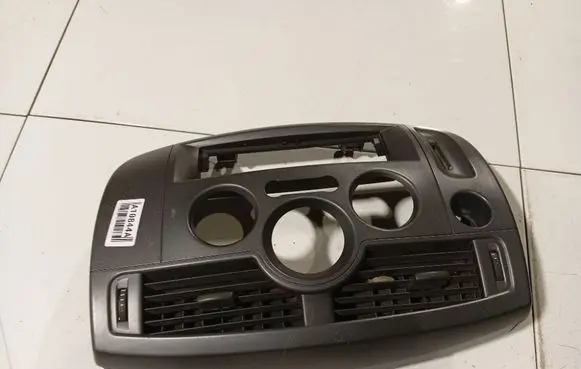 Renault Scenic II - Grand scenic II Dash center air vent grill 8200140715