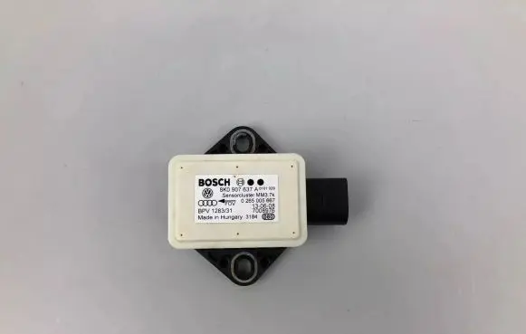 Audi A4 S4 B8 8K ESP acceleration yaw rate sensor 8K0907637A