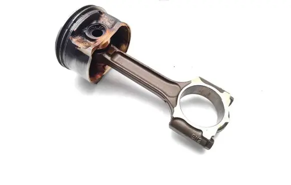 Nissan X-Trail T31 Piston with connecting rod MR20DE
