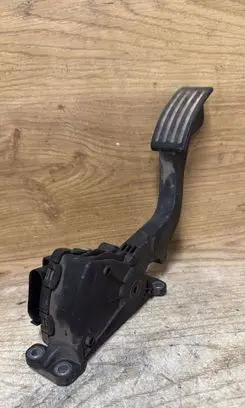 Volvo V50 Accelerator throttle pedal 4M519F836AH 6PV00864101