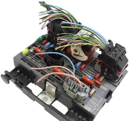 Citroen C4 I Picasso BSM Control unit 9667044880