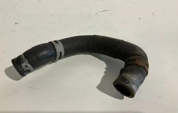 Mercedes-Benz E W211 Engine coolant pipe/hose
