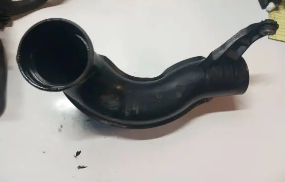 Volvo V70 Intercooler hose/pipe 31319698