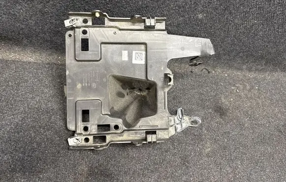 Ford Explorer VI Engine control unit holder L1MA12A692AB L1MA12A692BB L1MA12A692EB