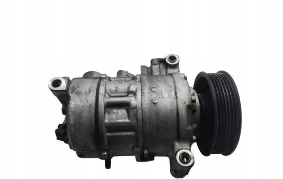 Volkswagen Golf VII Air conditioning (A/C) compressor (pump)