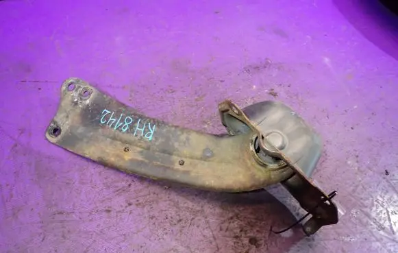 Volkswagen Tiguan Rear control arm