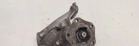 Front wheel hub spindle knuckle