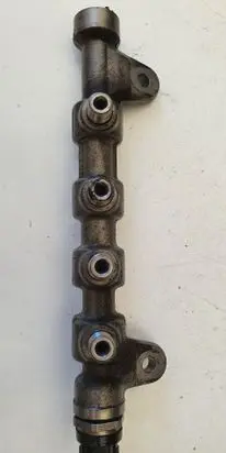 Opel Insignia A Fuel main line pipe